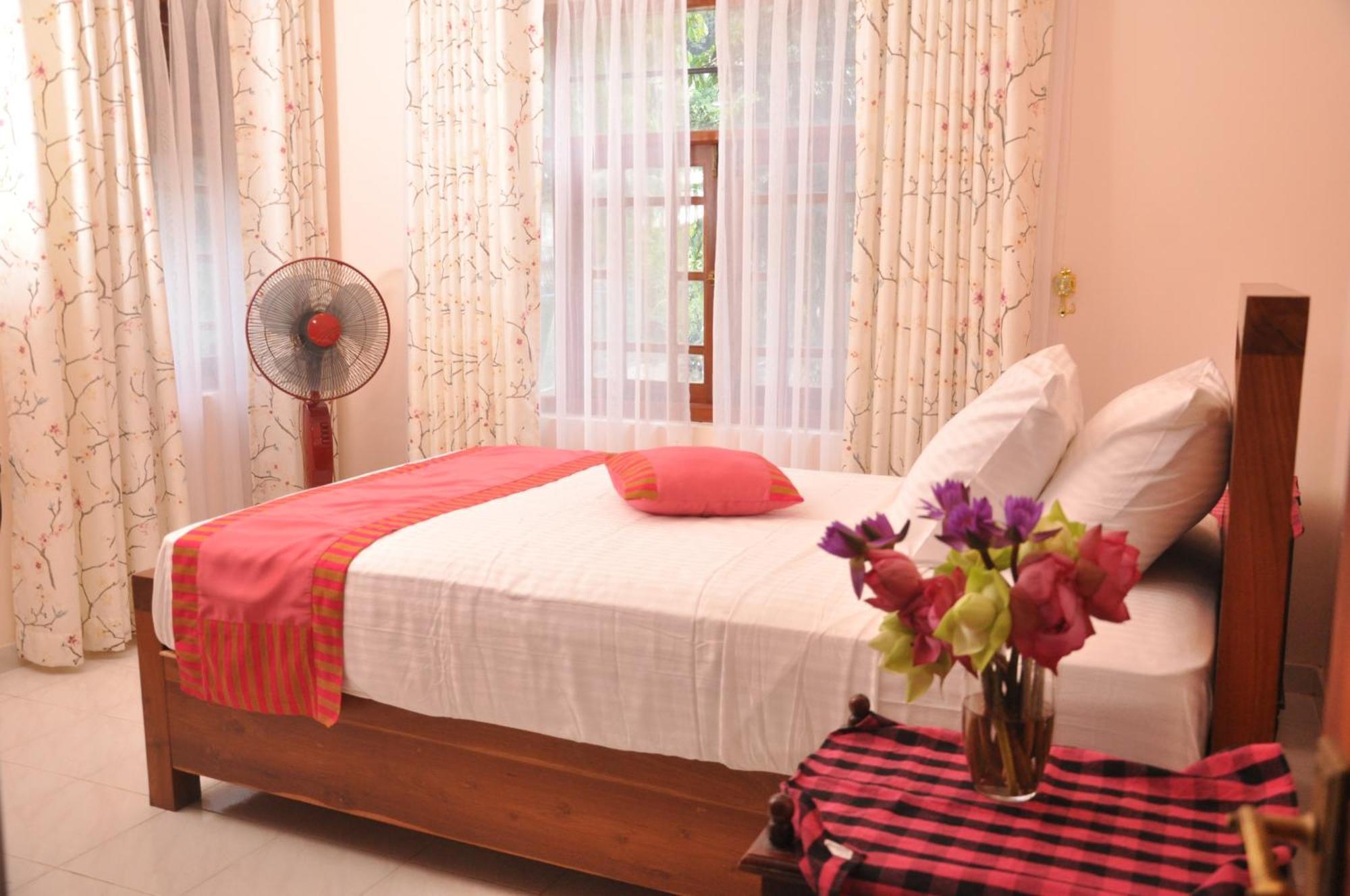 Sobaya Hotel Kandy Zewnętrze zdjęcie